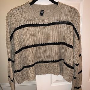 Knit cropped sweater